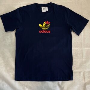adidas Activewear Navy Blue Men’s Tee Yellow and Red Logo Medium